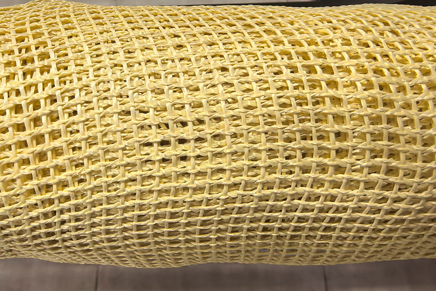 Rolo de tecido de malha reforçado com aramida de alta resistência – para materiais básicos compostos Rolo de tecido de malha reforçado com aramida de alta resistência – para materiais básicos compostos